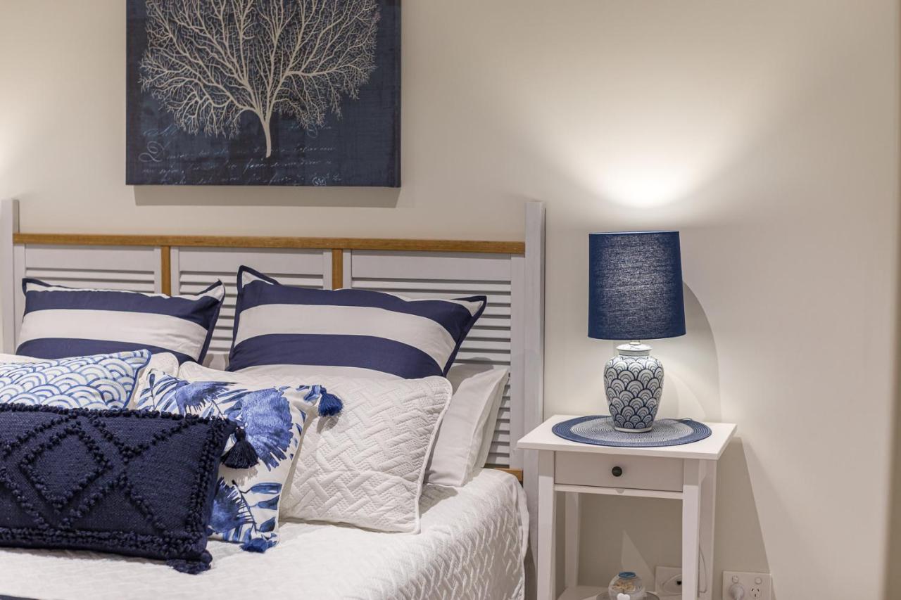 Hamptons Retreat On Level 77 Skytower Apartment Бризбейн Екстериор снимка